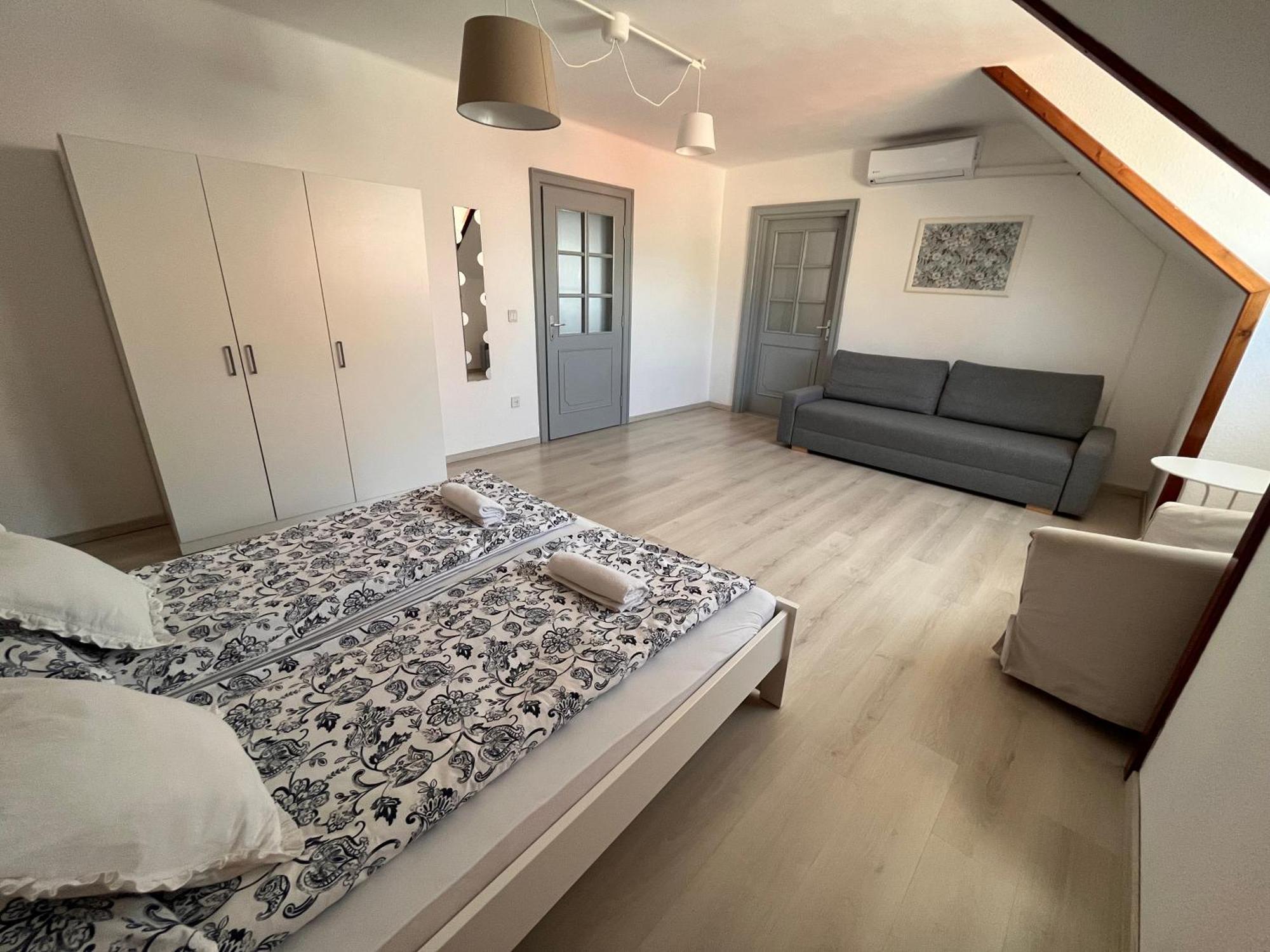 Pacsirta Apartman Grand Eger Zewnętrze zdjęcie