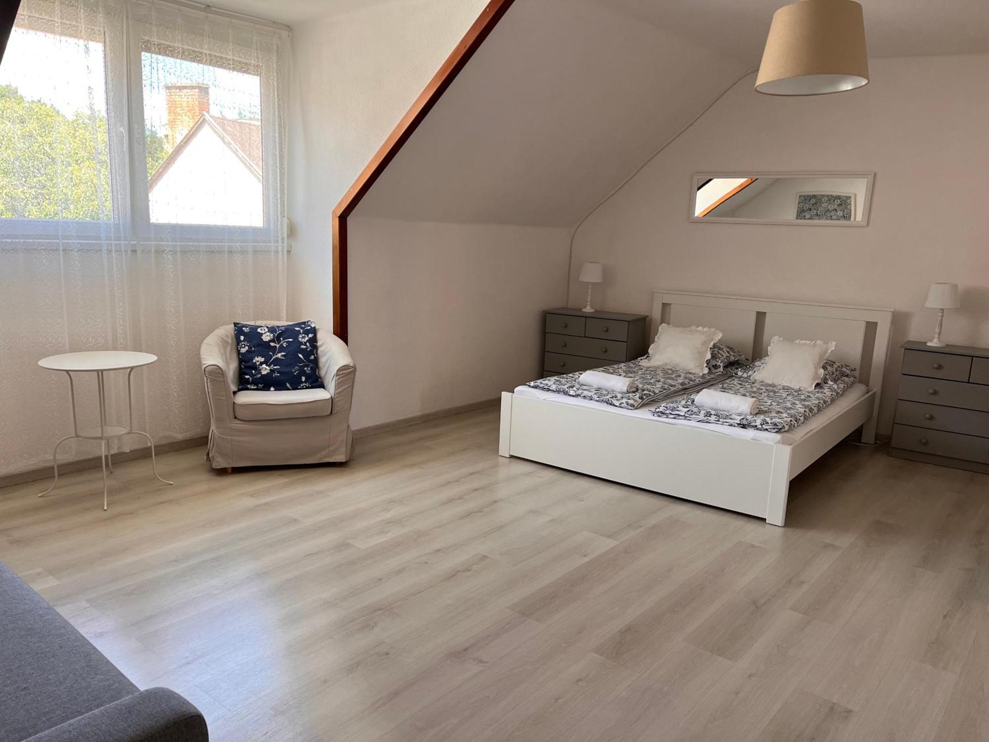 Pacsirta Apartman Grand Eger Zewnętrze zdjęcie