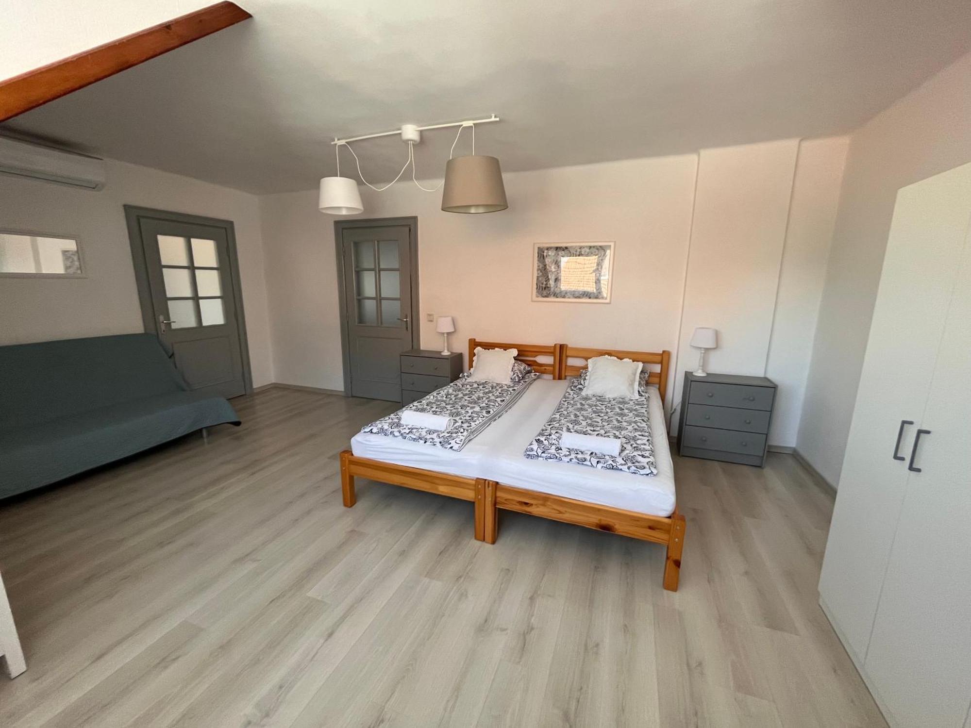 Pacsirta Apartman Grand Eger Zewnętrze zdjęcie